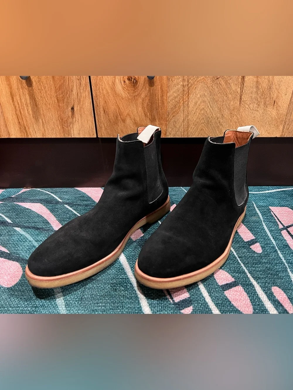 Common Projects these chelseas